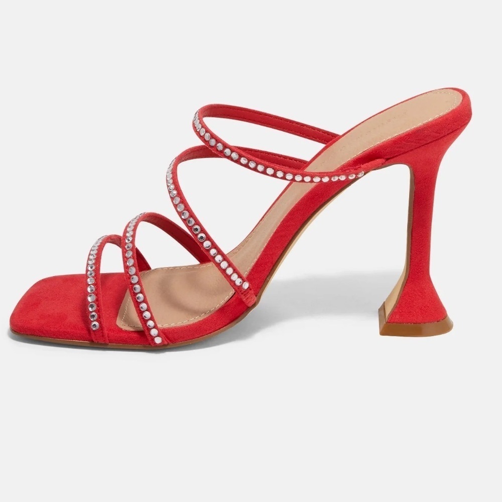 Elegant Red Strappy Heels - Picture 2 of 4